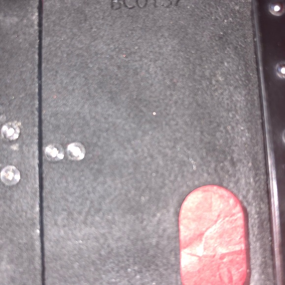 Louis Vuitton Eye Trunk iPhone 7 Case - Picture 3 of 3